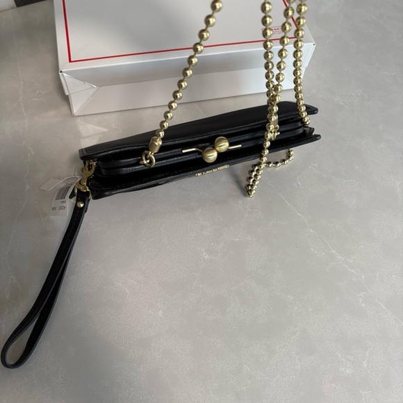 NWT 𝑅𝑎𝑟𝑒 Y2K 𝑉𝑖𝑛𝑡𝑎𝑔𝑒 Coach Limited Edition Amanda Framed Satin Clutch Bag 42033 - Picture 16 of 17